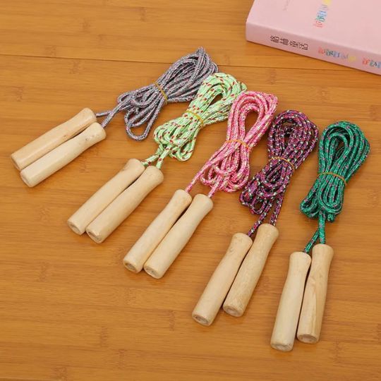 Corde-a-sauter-bois
