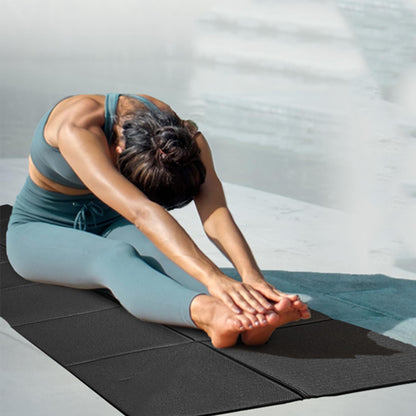 Tapis-pour-le-yoga-accessoire-incontournable-pour-le-bien-etre