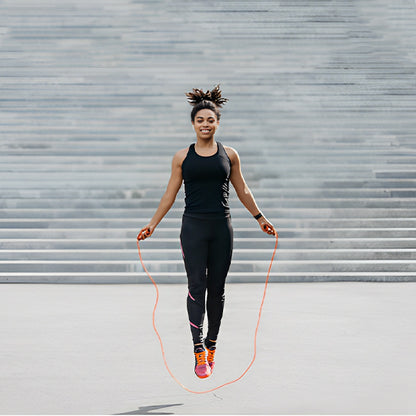 corde-a-sauter-crossfit-enveloppee-pour-proteger-le-cable-dans-le-temps