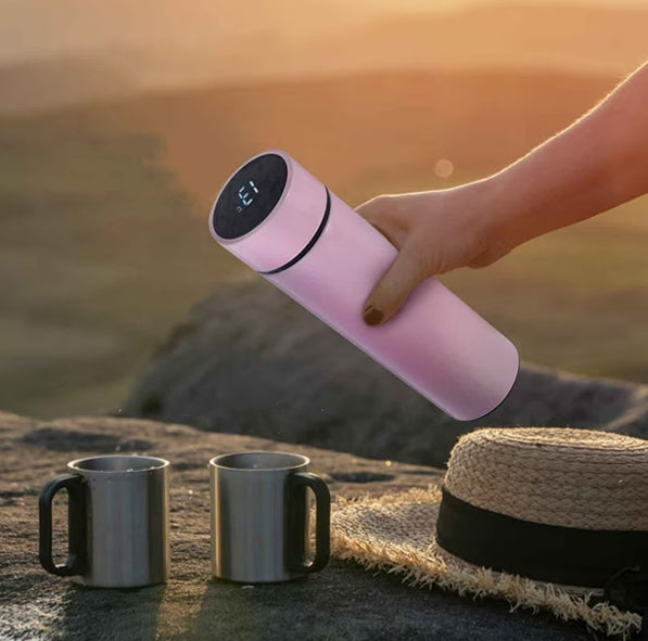 Gourde isotherme connectée avec indicateur de température digital