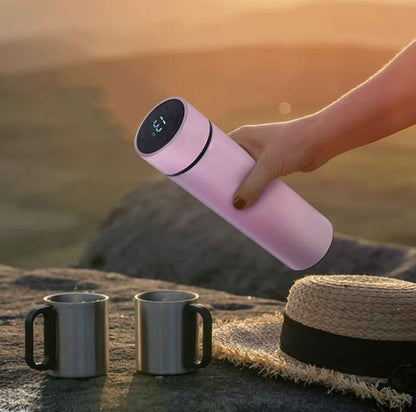 Gourde isotherme connectée avec indicateur de température digital