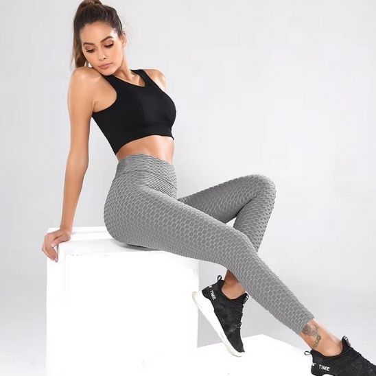 legging-push-up-en-matiere-extensible-pour-un-confort-ultime