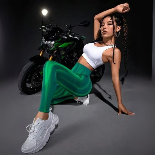 legging-sport-femme-vert_06564081-b3ad-4e63-b7b2-0b7056aa97da