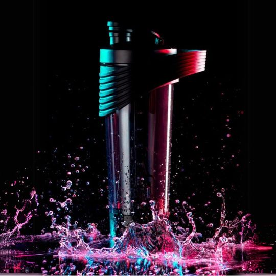shaker proteine au design élégant et minimaliste pour une utilisation quotidienne