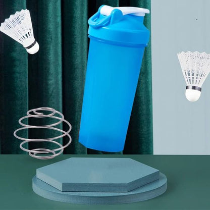 Shaker sport conçu pour mélanger efficacement les suppléments