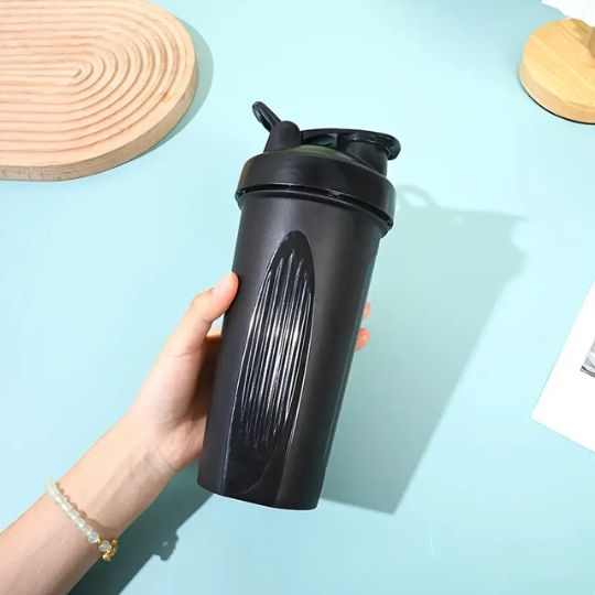 Shaker sport de 600ml pour boissons protéinées sans grumeaux