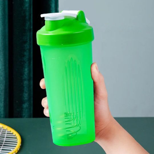 Shaker sport facile à nettoyer pour une hygiène optimale