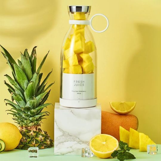 Shaker sport idéal pour smoothies, jus et boissons protéinées